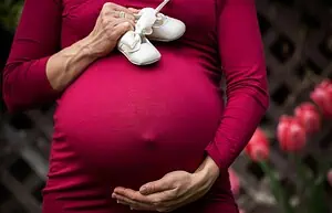 Sklep z odzieżą ciążową – jak wybrać ubrania wygodne i stylowe w ciąży?
