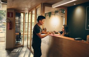 Lady biurowe – organizacja i estetyka w przestrzeni pracy