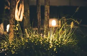 Lampy LED do ogrodu – funkcjonalność i klimat w jednym rozwiązaniu